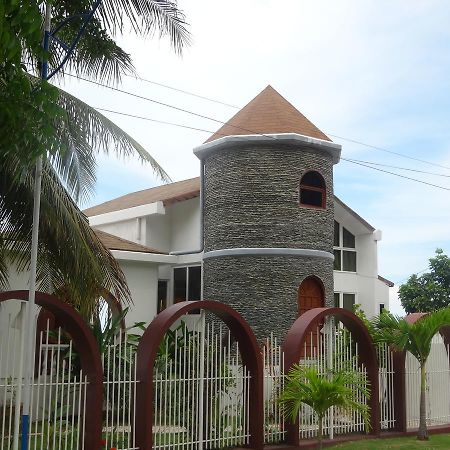 House Rapunzel Oslob Exterior foto